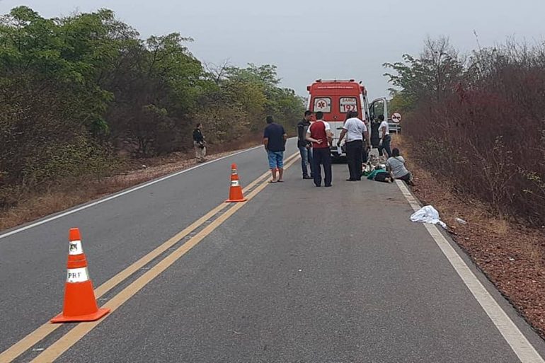 Resultado de imagem para Acidente com ônibus no sul do estado deixa pelo menos 3 mortos